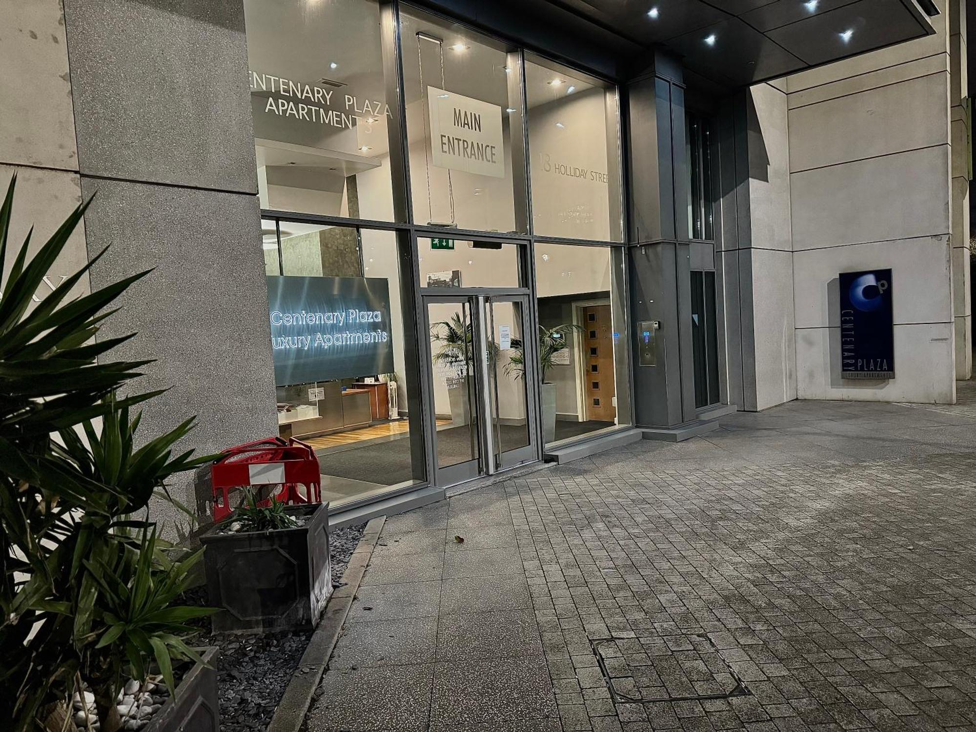 Birmingham City Centre - Centenary Plaza Luxury Apartment - Free Gym Bagian luar foto